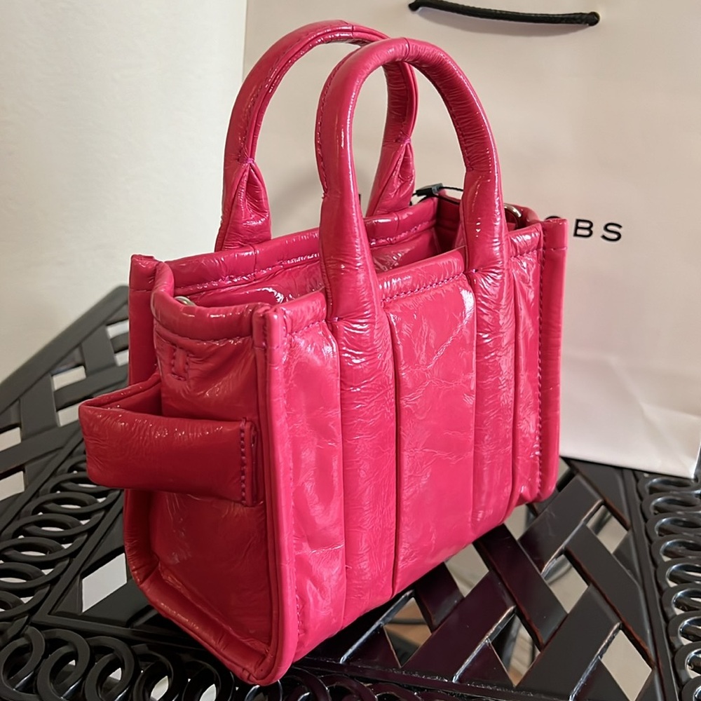 ❌SOLD❌NWT Marc Jacobs The Tote Bag Mini in Magenta Color - Picture 4 of 9